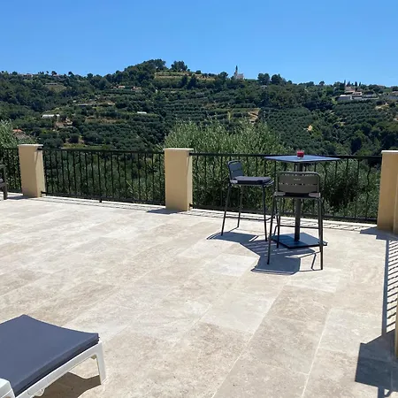 Avec Piscine Chauffee Collines Villa *