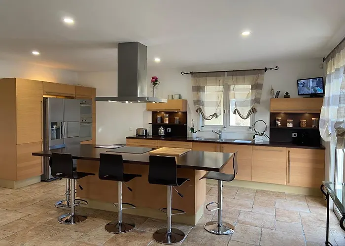 Avec Piscine Chauffée Collines Villa