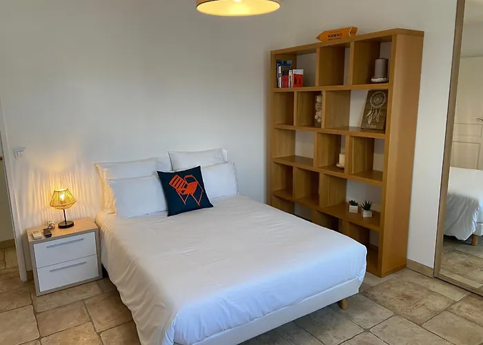 Avec Piscine Chauffée Collines