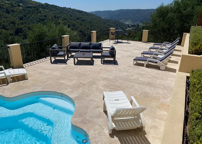 Villa Avec Piscine Chauffée Collines Niza