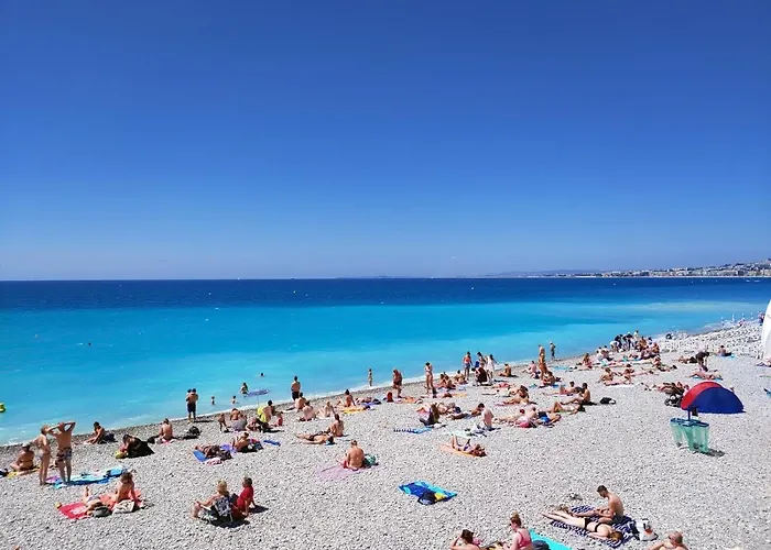 Avec Piscine Chauffee Collines فيلة نيس